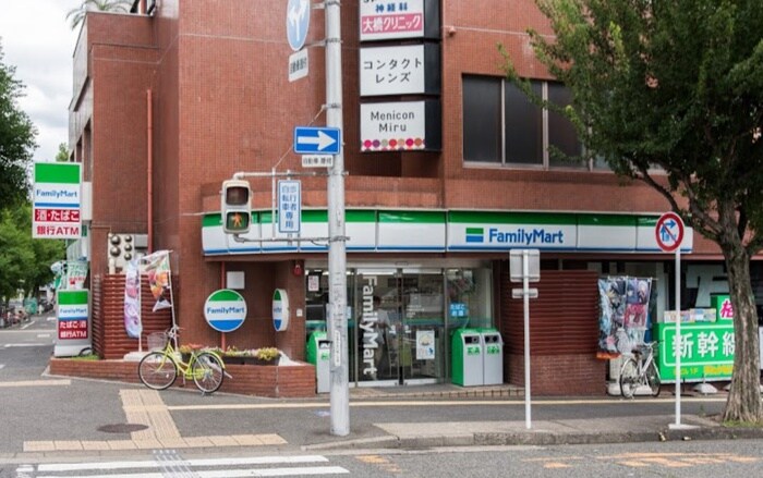 ファミリーマート 千種ターミナル店