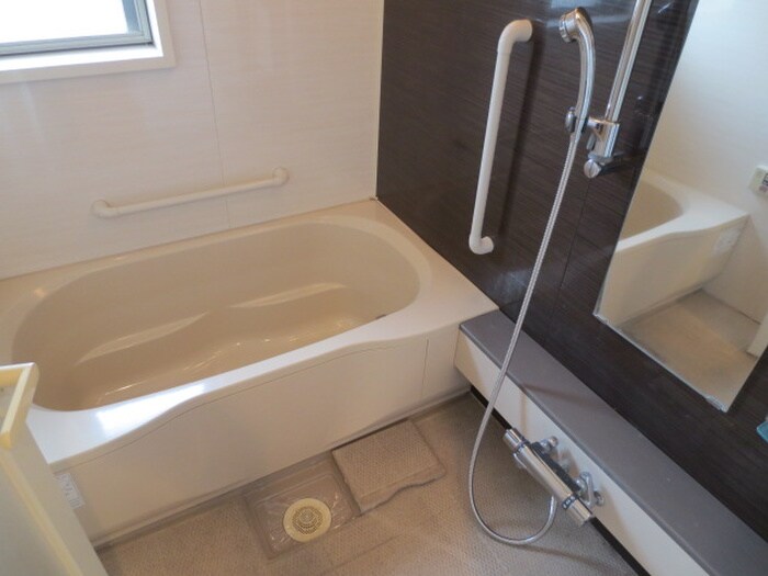 物件内観写真10　(バス／シャワールーム等)