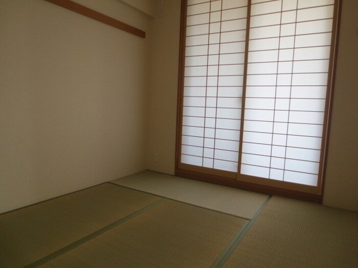 物件内観写真12　(居室)