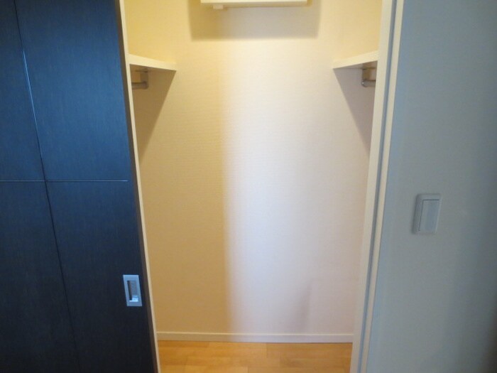 物件内観写真13　(収納)