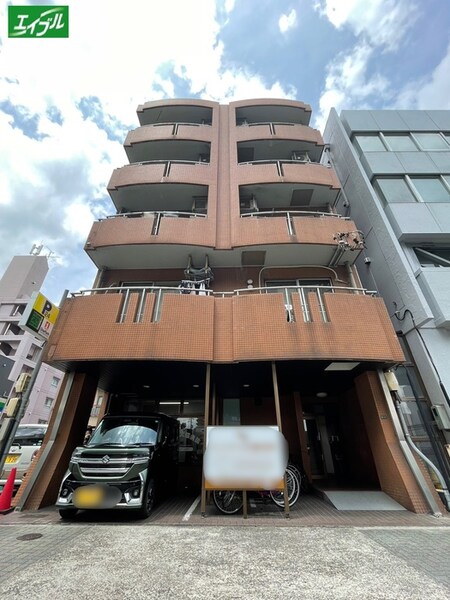 青木ビル外観写真