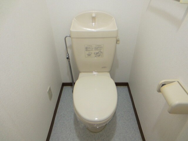 物件内観写真11　(トイレ)