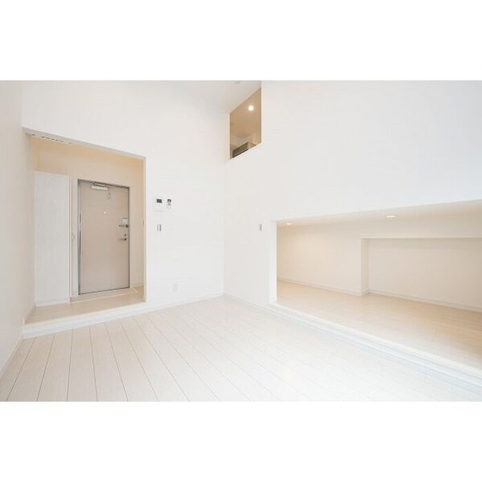 物件内観写真4　(ロフト)