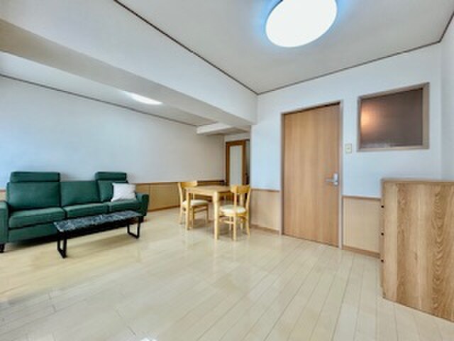 物件内観写真9　(居室)