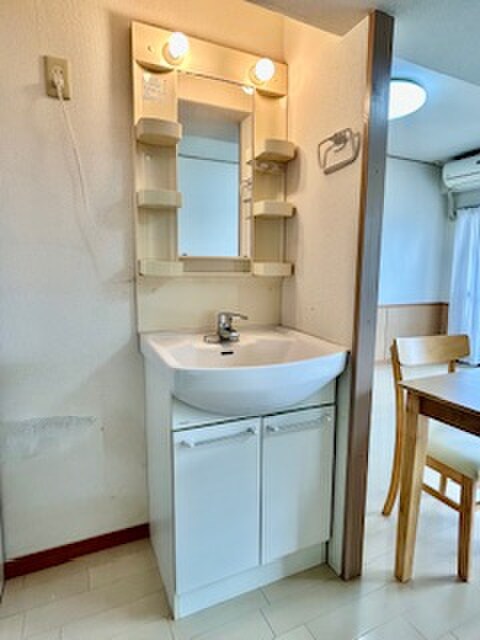 物件内観写真14　(洗面)