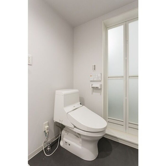 物件内観写真6　(トイレ)