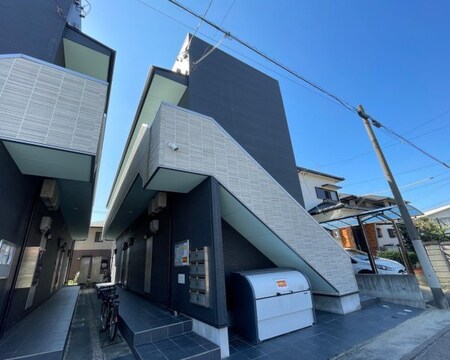Maison far 小本外観写真