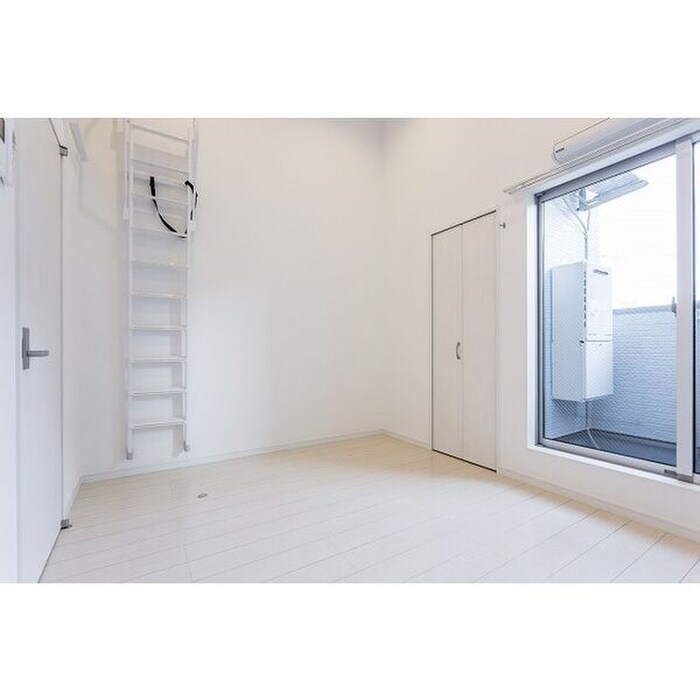 物件内観写真6　(居室)