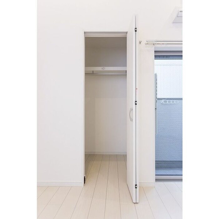 物件内観写真13　(収納)