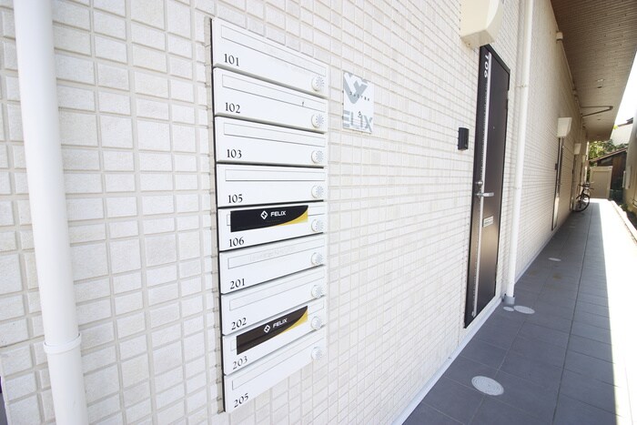 物件外観写真6　(建物設備)