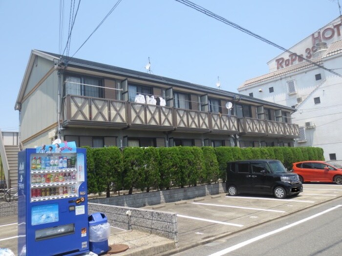 物件外観写真3　(外観写真)