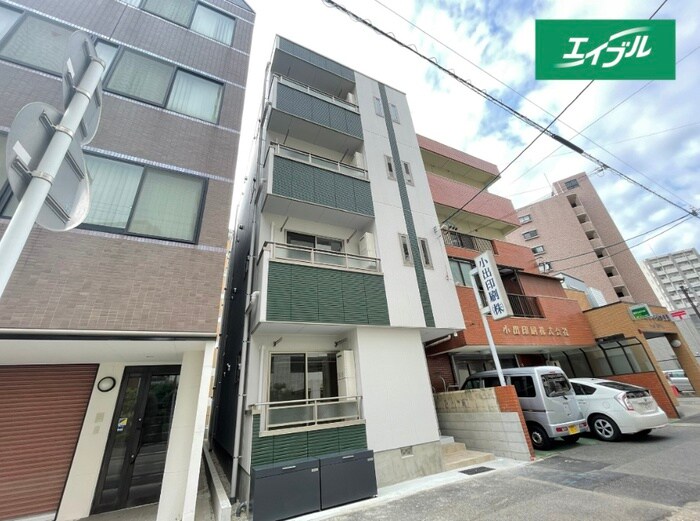 物件外観写真1　(外観写真)