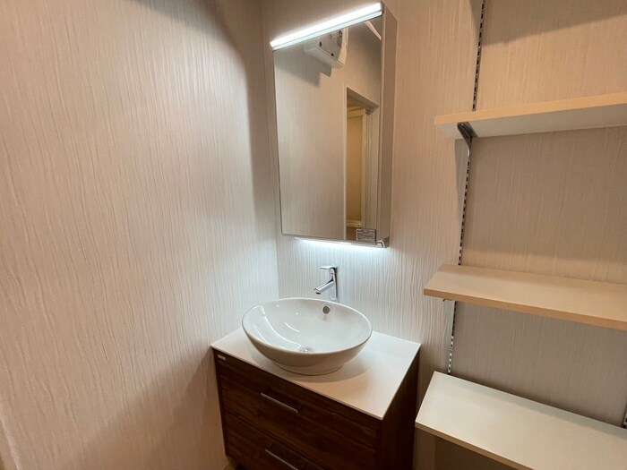 物件内観写真12　(洗面)