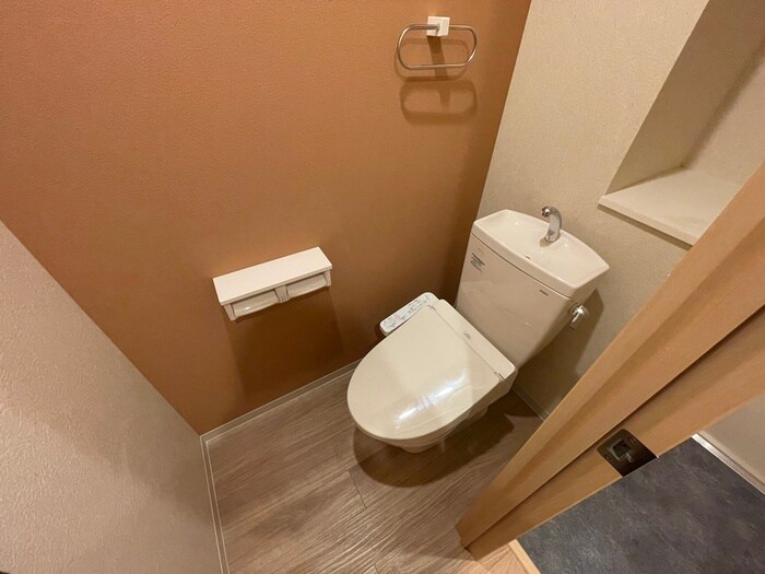 物件内観写真14　(トイレ)