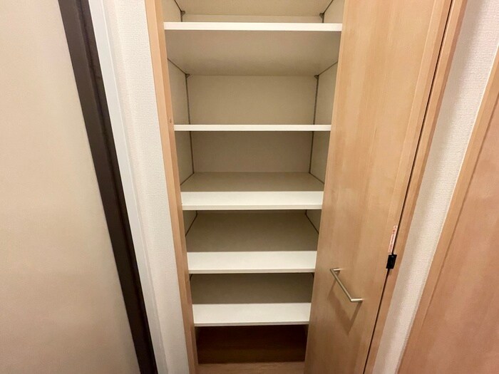 物件内観写真16　(靴箱)