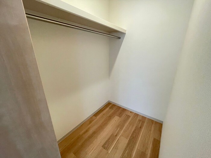物件内観写真16　(収納)