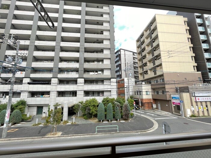 物件内観写真20　(室内からの展望)