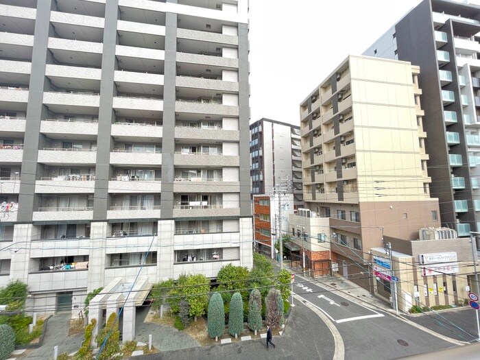 物件内観写真20　(室内からの展望)