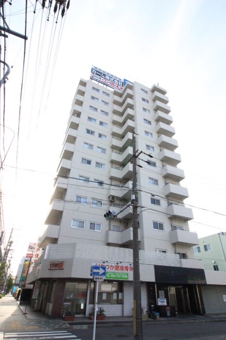 物件外観写真2　(外観写真)