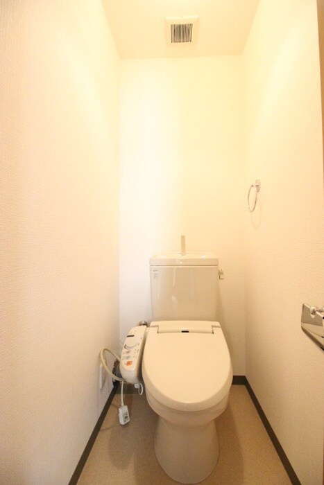 物件内観写真13　(トイレ)