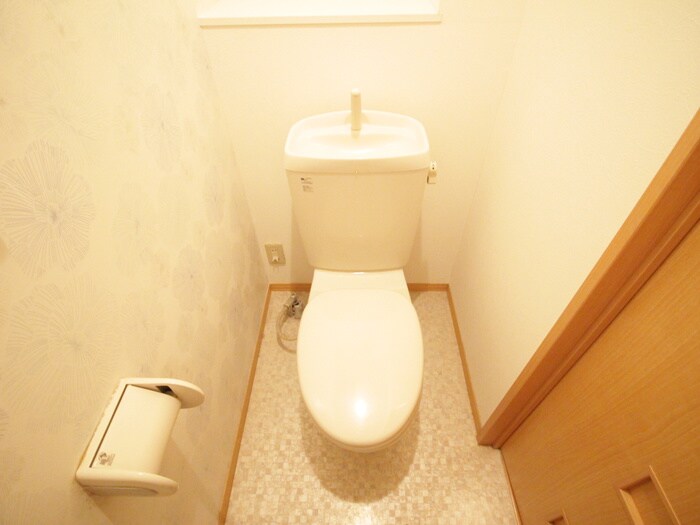 物件内観写真11　(トイレ)