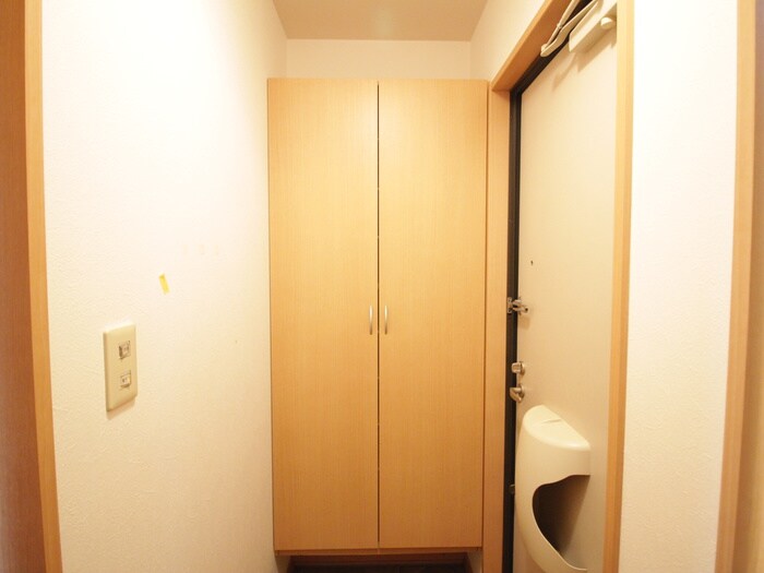 物件内観写真15　(靴箱)