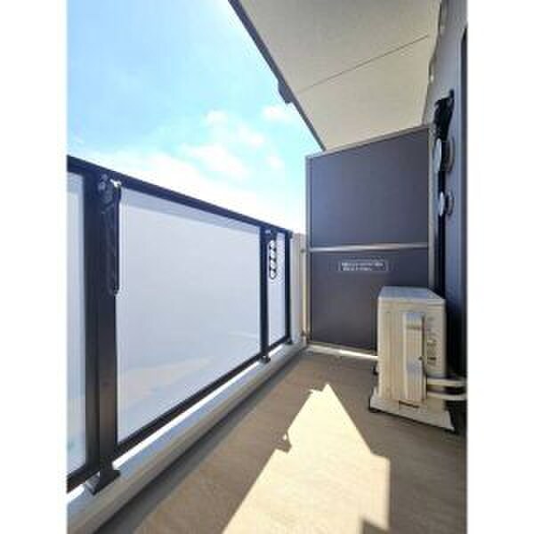 物件内観写真8　(ベランダ・バルコニー)