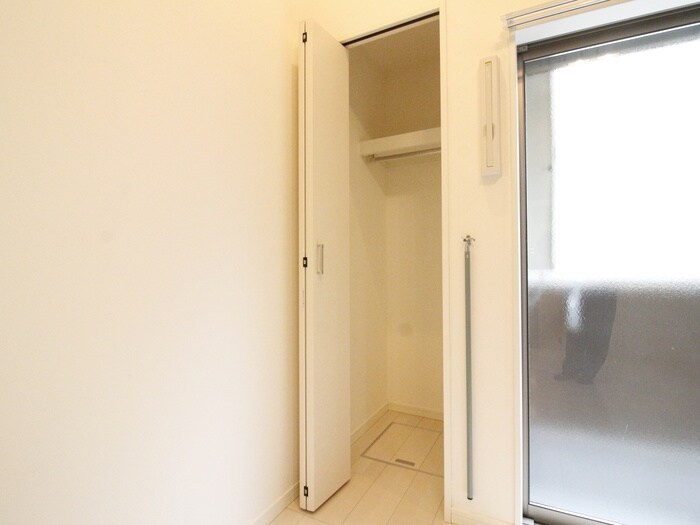 物件内観写真11　(収納)