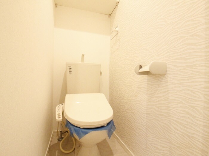 物件内観写真15　(トイレ)