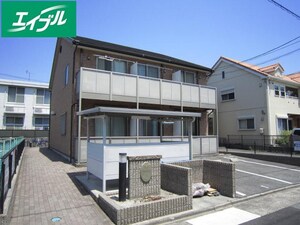 アンプルールリーブルロイヤル外観写真