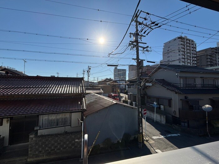 物件内観写真15　(室内からの展望)