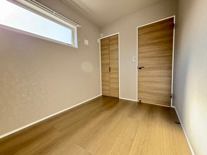 物件内観写真21　(居室)