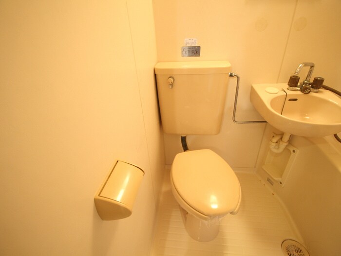 物件内観写真14　(トイレ)