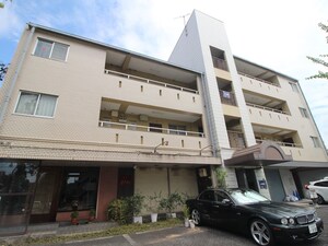 ライブリー原外観写真