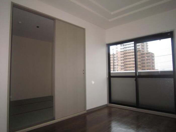 物件内観写真13　(居室)