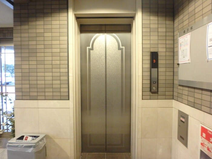 物件外観写真4　(建物設備)