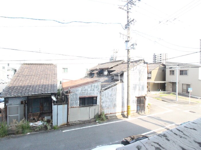 物件内観写真16　(室内からの展望)