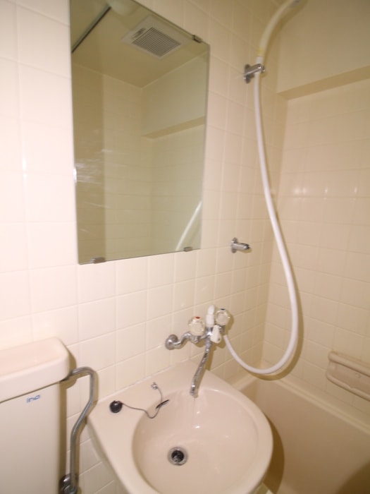 物件内観写真13　(洗面)