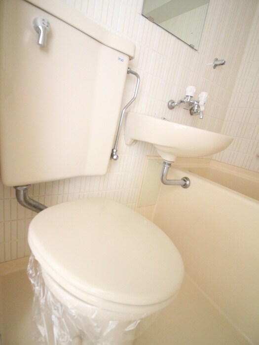 物件内観写真13　(トイレ)