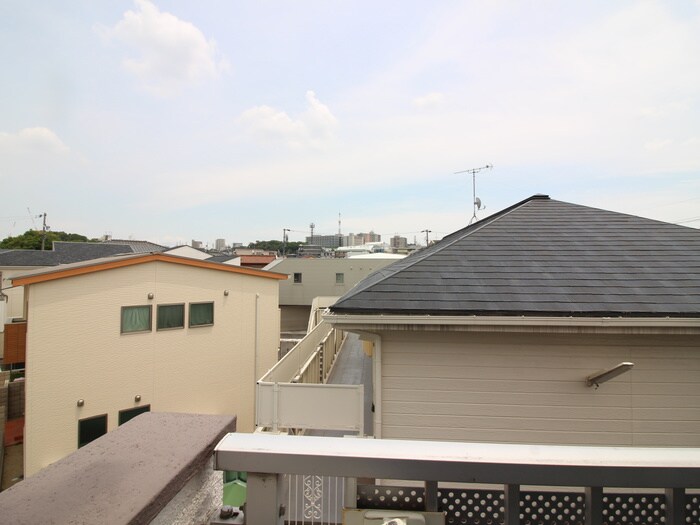 物件内観写真21　(室内からの展望)