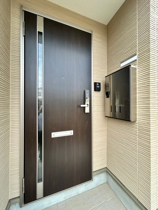 物件外観写真6　(建物設備)