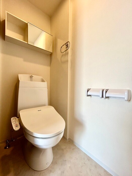 物件内観写真15　(トイレ)