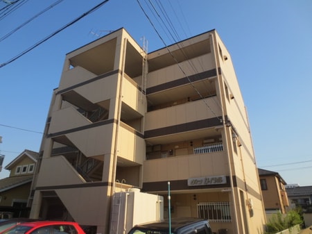 ヴィラロイヤル外観写真