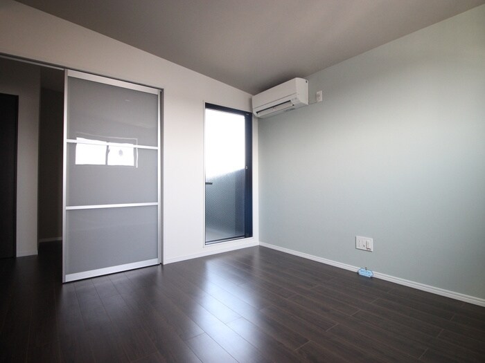 物件内観写真9　(居室)