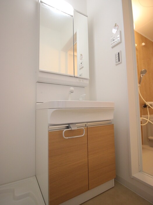 物件内観写真12　(洗面)