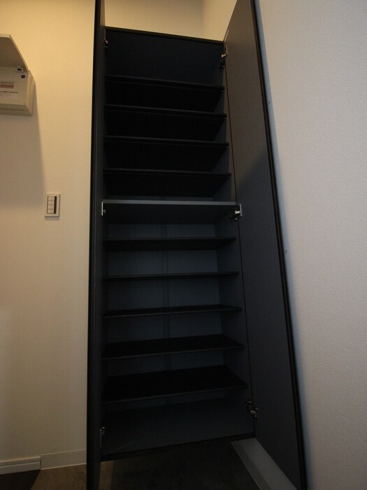 物件内観写真17　(靴箱)