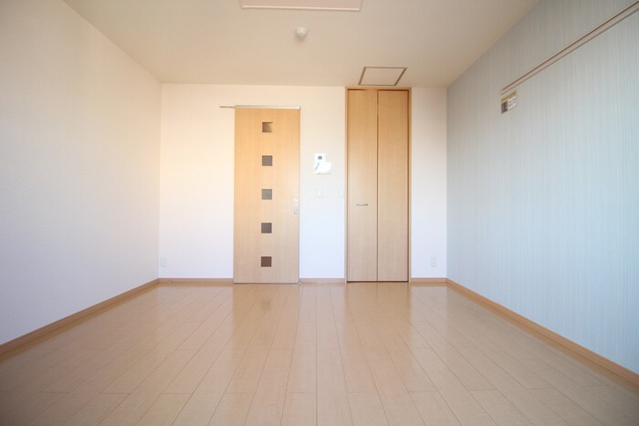 物件内観写真11　(居室)