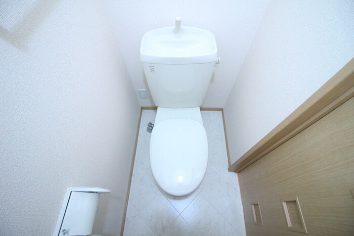 物件内観写真14　(トイレ)