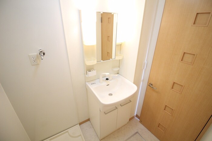 物件内観写真15　(洗面)