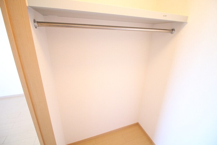 物件内観写真17　(収納)